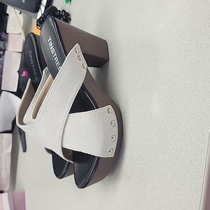 Size 8 platform sandals